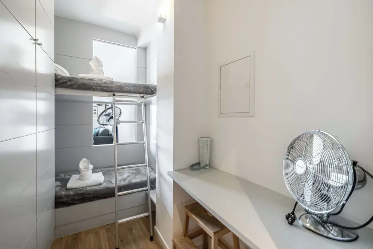 Charming Appt - 1bd/4p- sea View - Antibes Centre