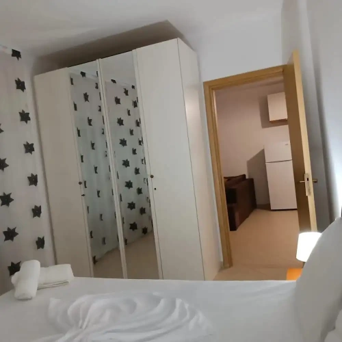 1 Bedroom Apartment with balcony and beachfront