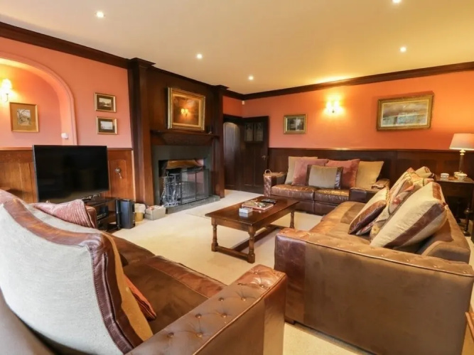 Ladstock Hall