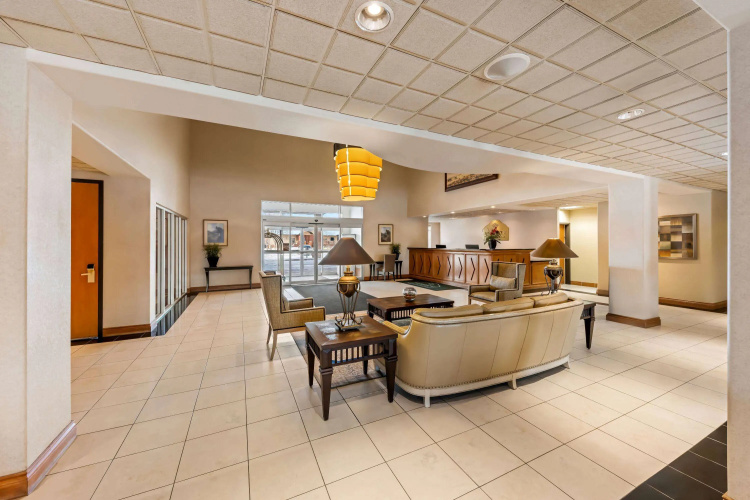 Wingate by Wyndham Calgary South photo 21