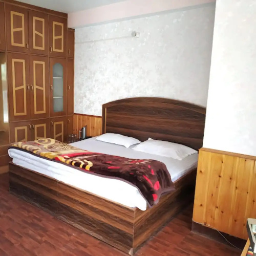 Goroomgo Himsutra shimla