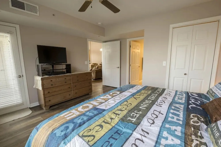 Perfectly On Pointe 3 Bedroom Condo by Redawning