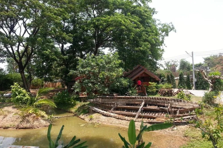 Ruenlookmai Resort