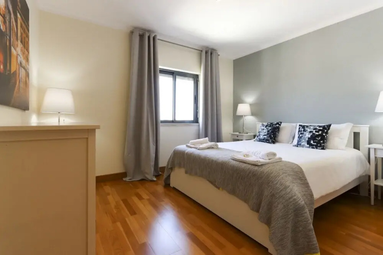 Bellevue Apartment by Homing