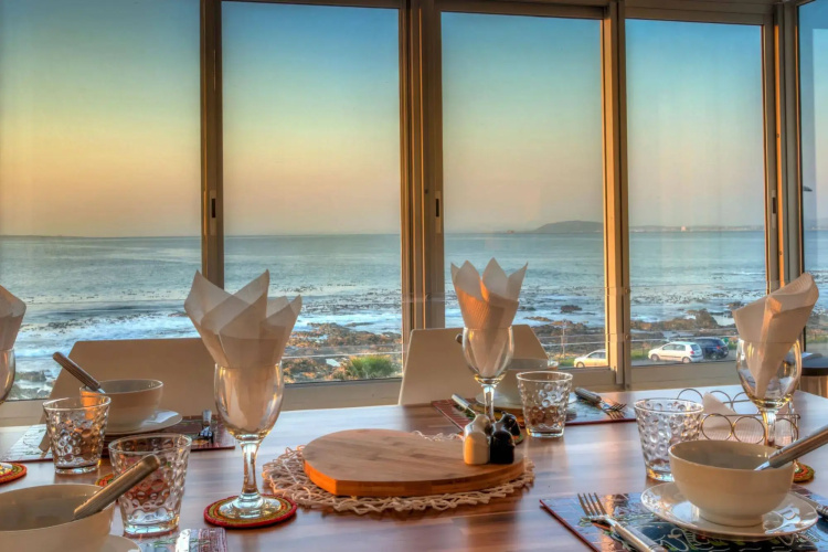 Mouille Point Sea Views