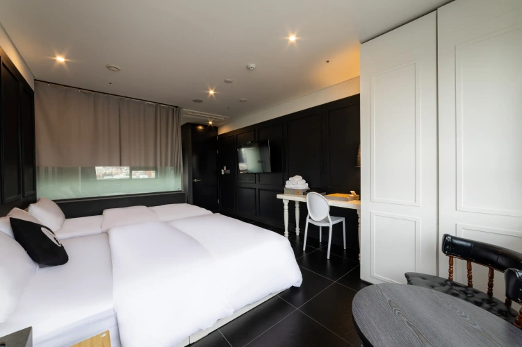Standard Twin Family room