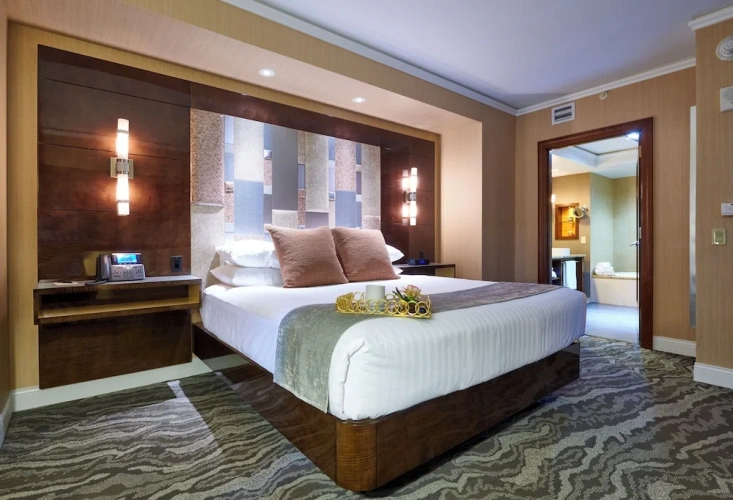 Double Suite