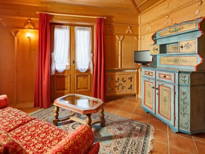 Deluxe Suite
