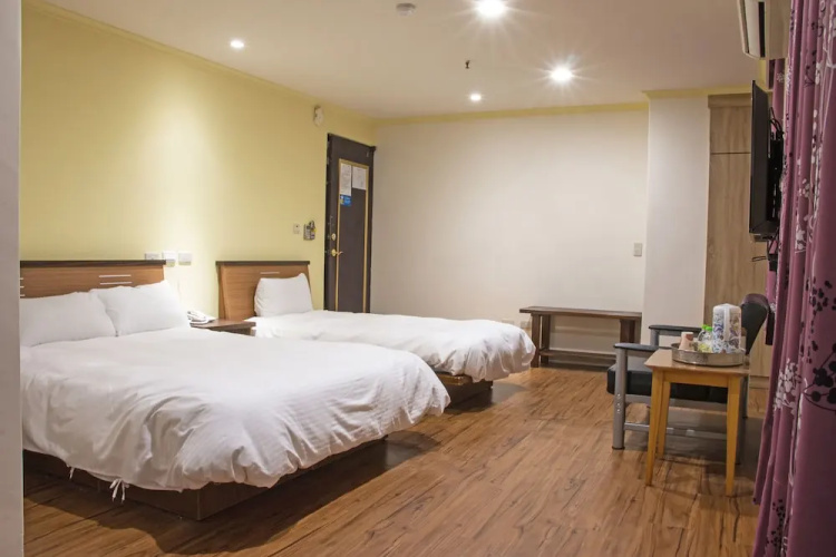 Tong Pu Hotel