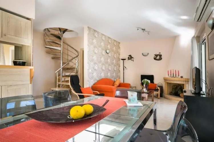 Family Villa with balcony