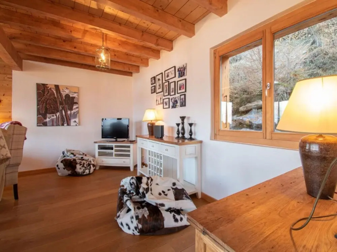 Chalet in Veysonnaz With hot tub