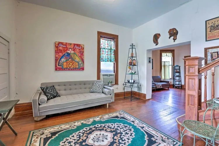 1 Bedroom Cottage with balcony