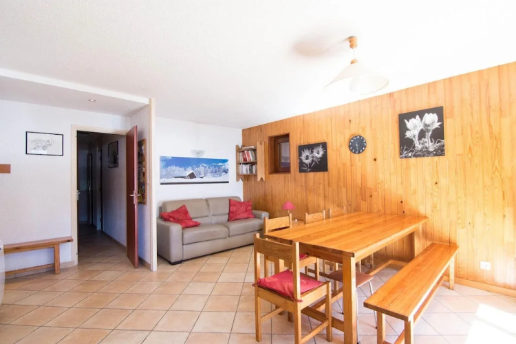 Apartment 4 Rooms 8 People Facing South