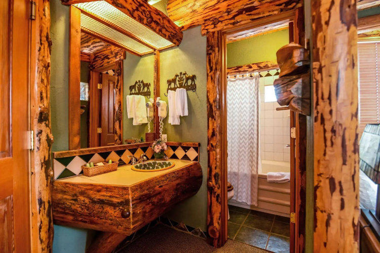 Chipeta Lodge