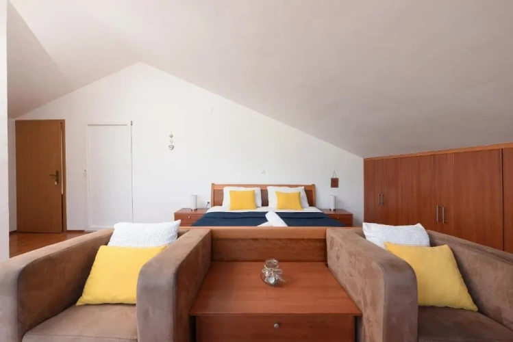Studio Apartment with sea view