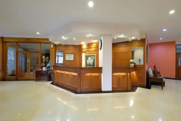 Diamond Hotel Solo