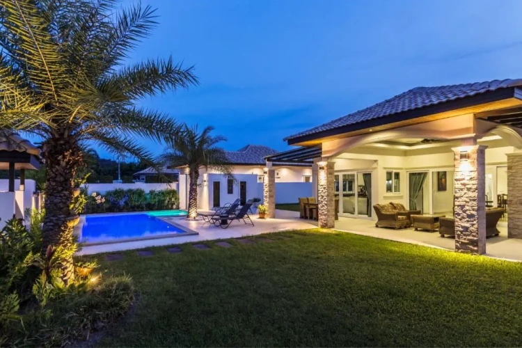 3 Bedrooms Villa