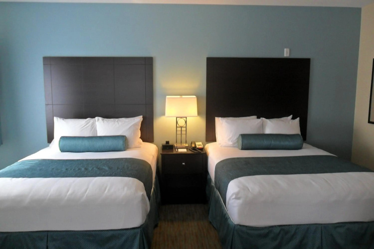 Cobblestone Inn & Suites – Fort Dodge