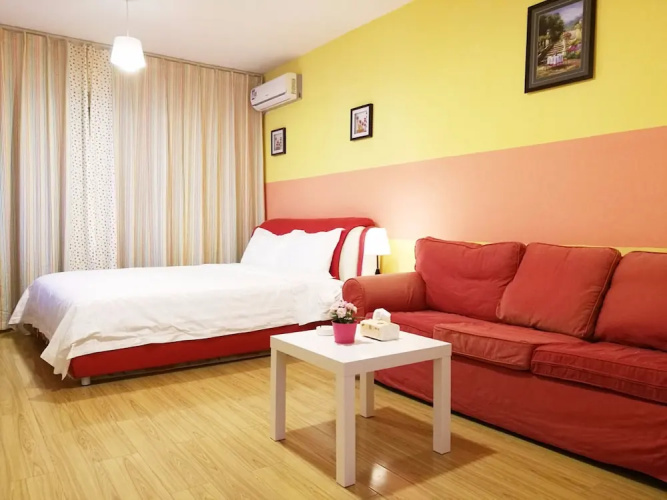 Merry Hotel