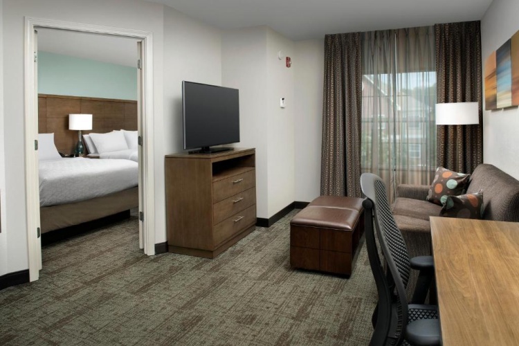 2 Bedrooms Suite
