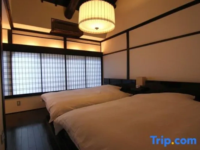 2 Bedrooms Cottage