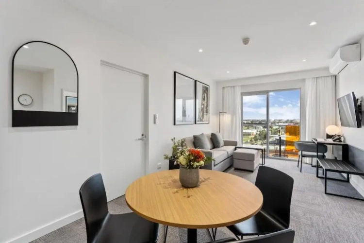 2 Bedrooms Executive Apartment