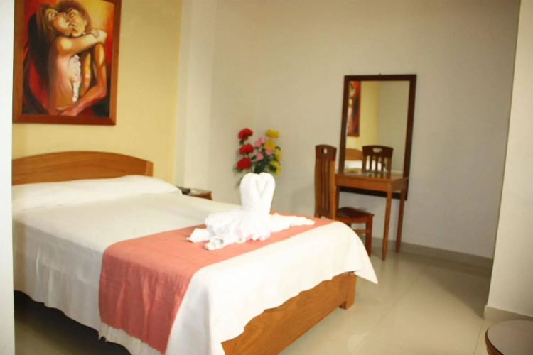 Royal Kerkus Hotel