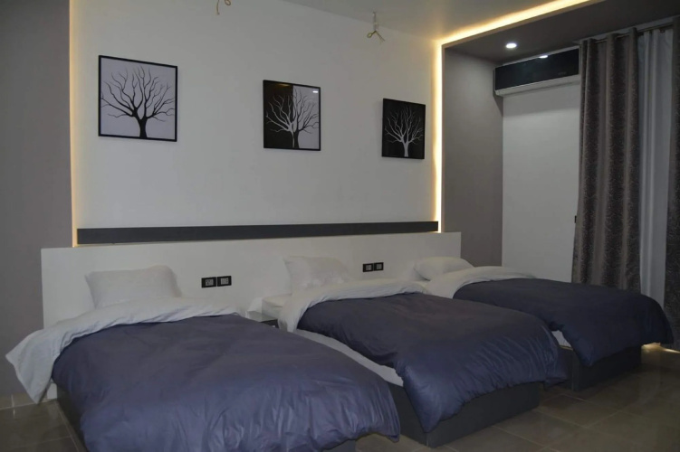 Azar Boutique Hotel
