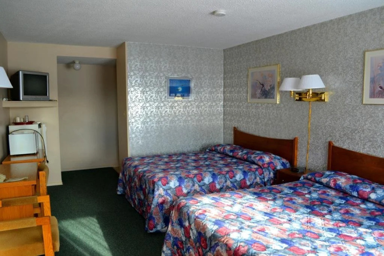 Lighthouse Motel