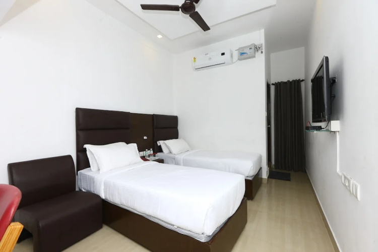 OYO Flagship 321 T Nagar Pondy Bazaar