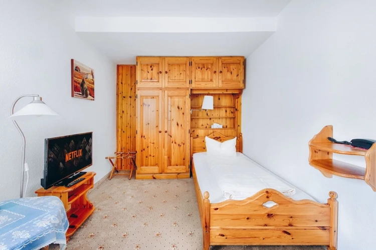 Classic Single room