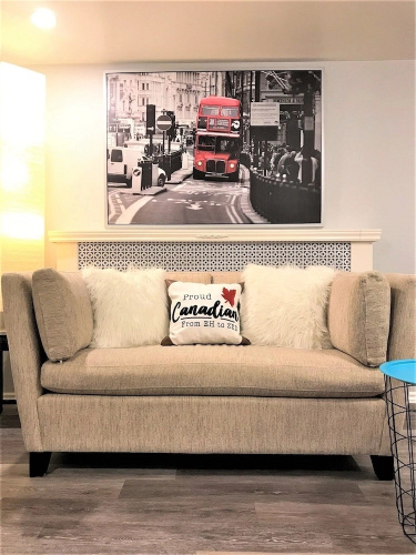 40mToCanalSkate OttawaDowntown 2Br2BaApt