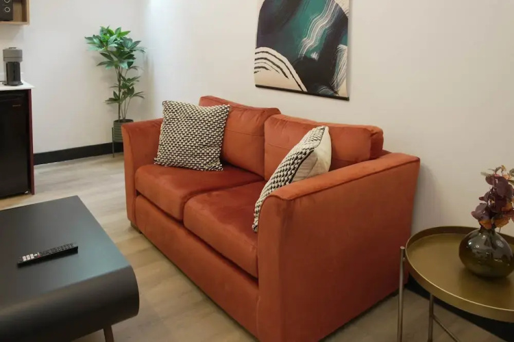 Sixty Aparthotel 2bed, Central Cardiff + Parking