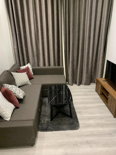 Luxury One Bed Apartment With Parking