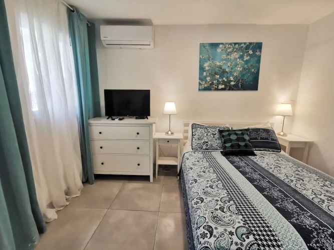 1 Bedroom Comfort Studio Suite with garden view