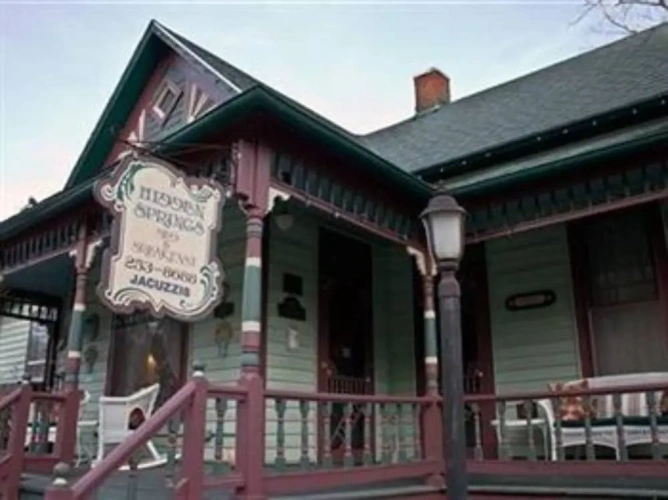 Hidden Springs Bed & Breakfast