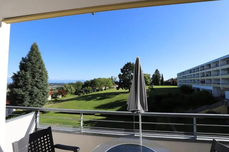 Apartment with balcony