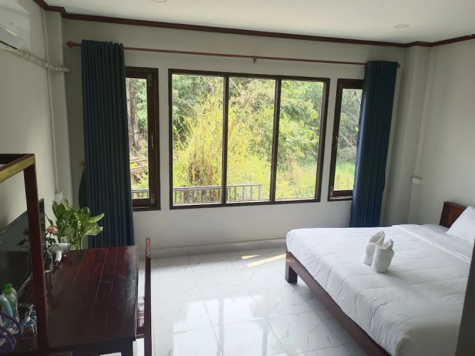 Vang Vieng Champa Hotel