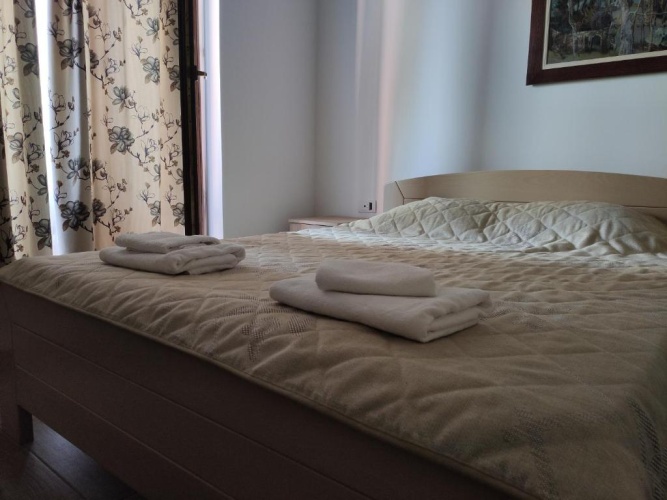 Standard Triple room with balcony