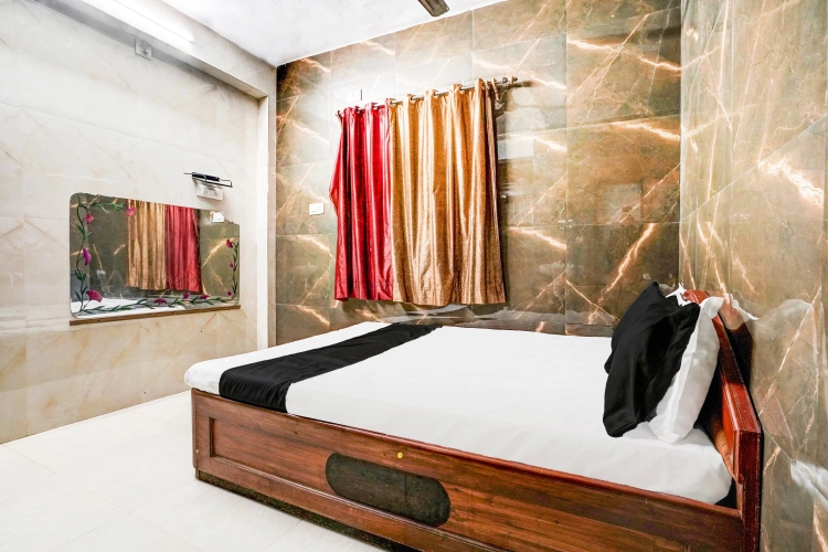 Classic Triple room