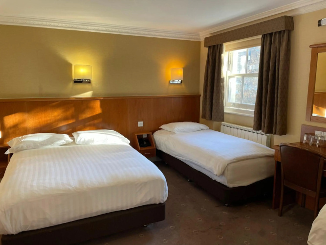 Orchard Hotel