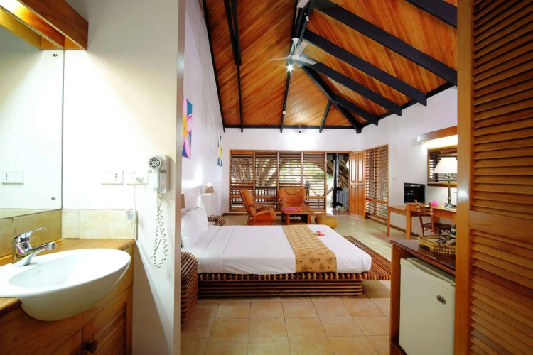 Anchorage Beach Resort