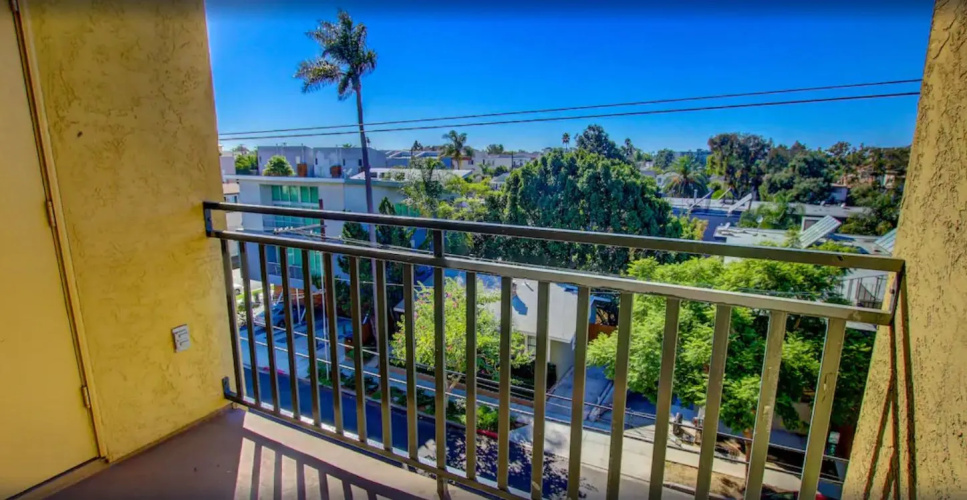 Sunshine Suites at Hillcrest