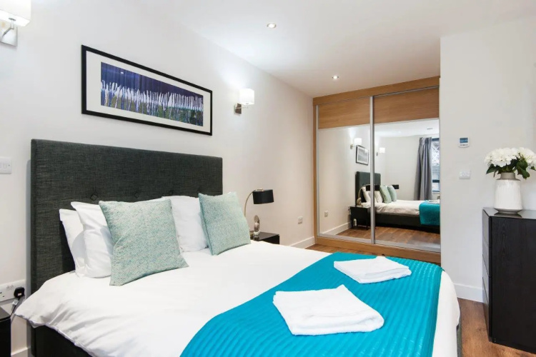 Twyne House Apartments