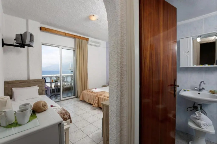 Zorbas Beach Hotel