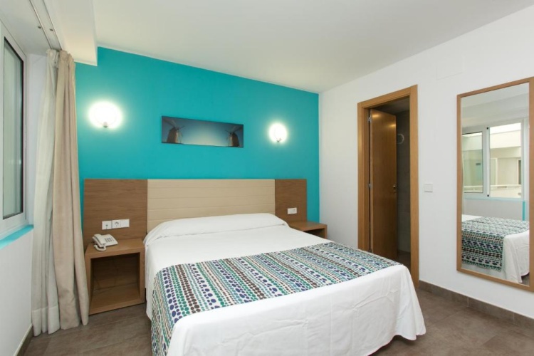 Interior Double room with courtyard view