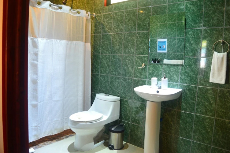 Millenium Hostels - Manuel Antonio