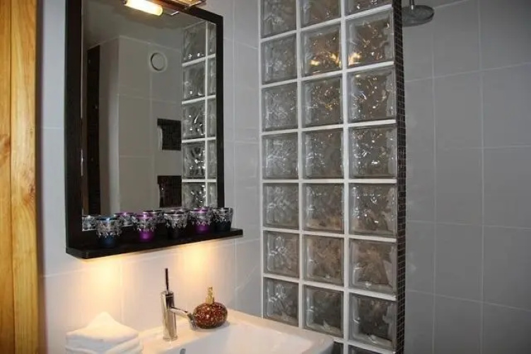 Villa Rooms