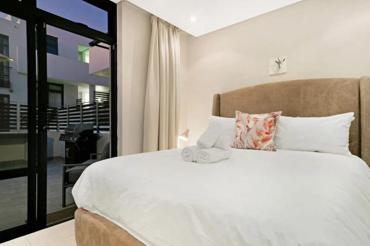 Eden on the Bay 189 by HostAgents