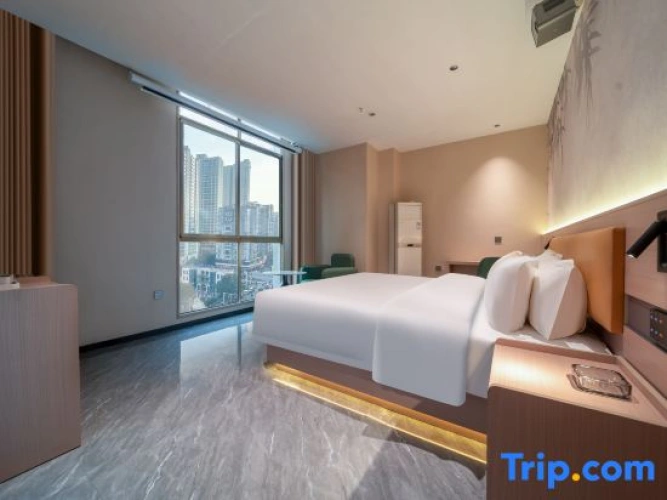 Standard Double room with view